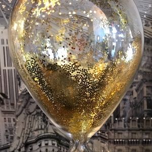 Meet your Posher, Nora